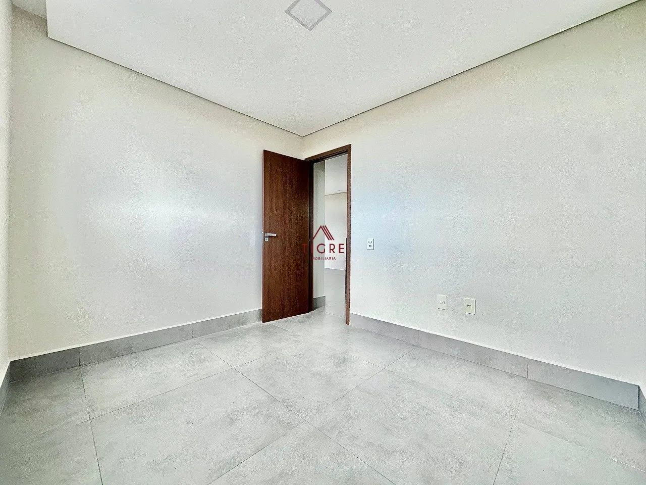 Apartamento com 2 Quartos para aluguel, 50m² - Foto 4