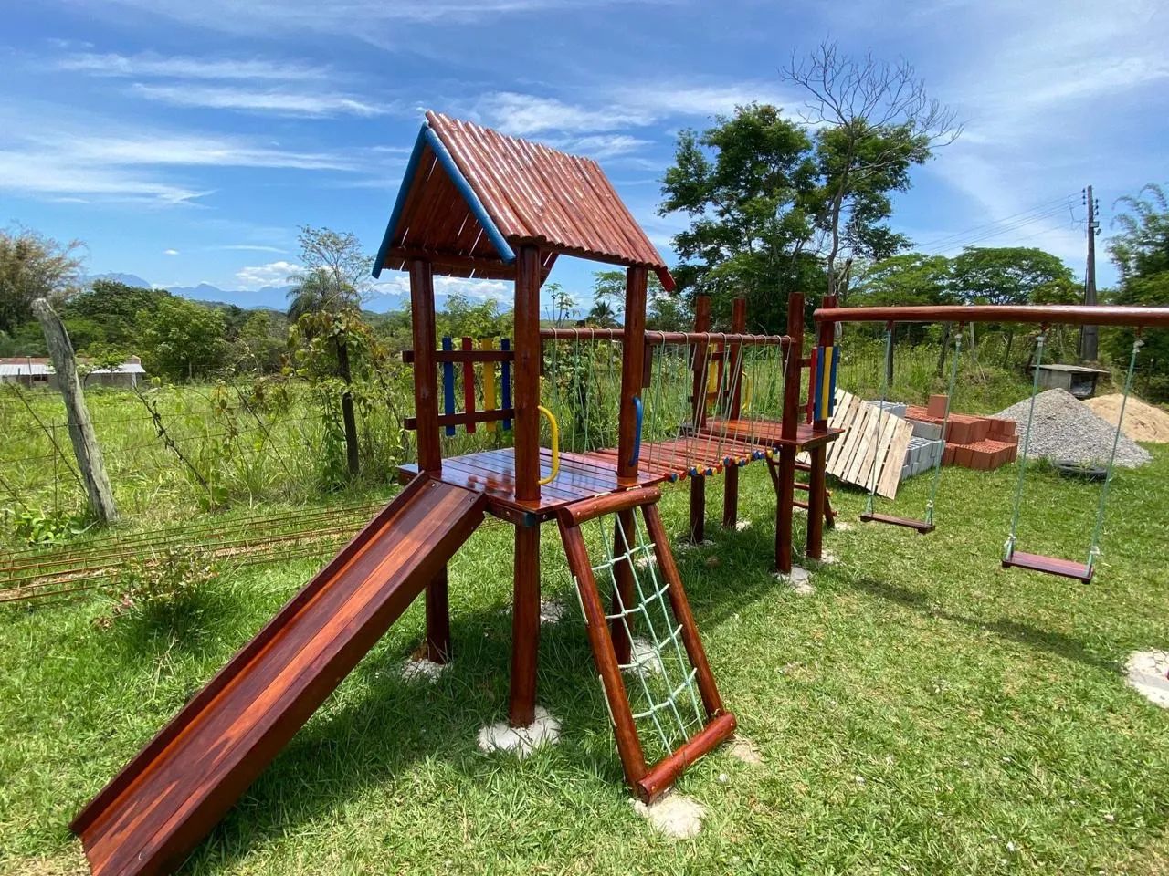 Playground 65579504585729125