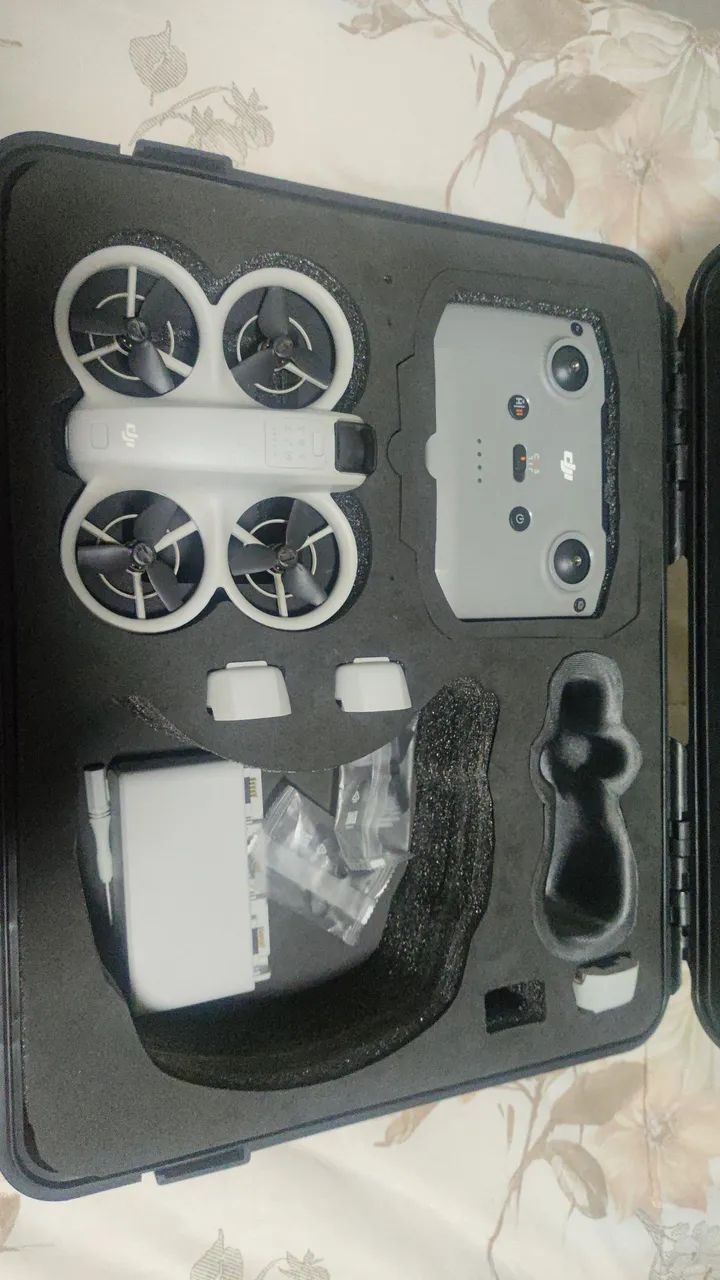 Dji neo Combo 