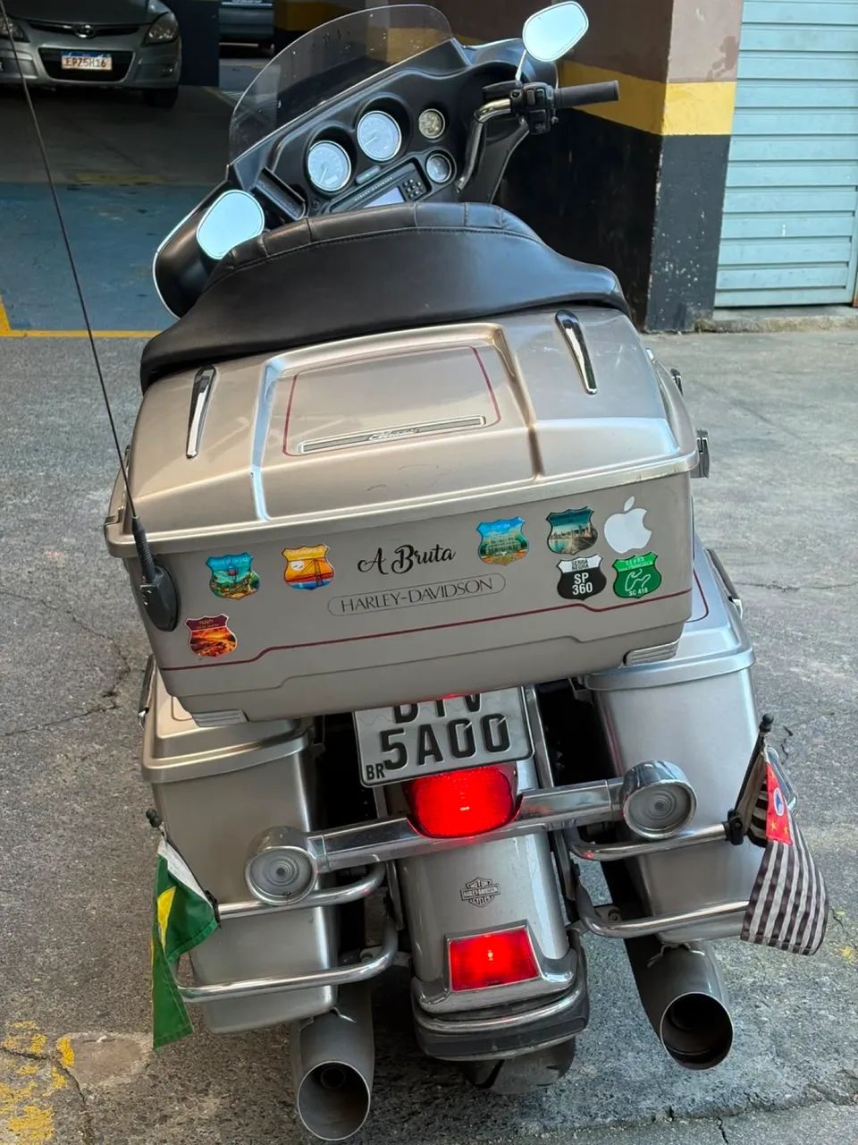 Harley-Davidson Electra Glide Classic  - Foto 4