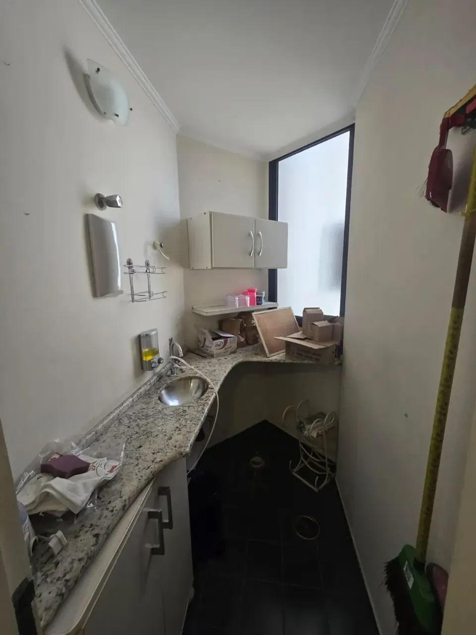 CONJUNTO COMERCIAL DE 44,5 M² NO GONZAGA, EM SANTOS/SP - Foto 5