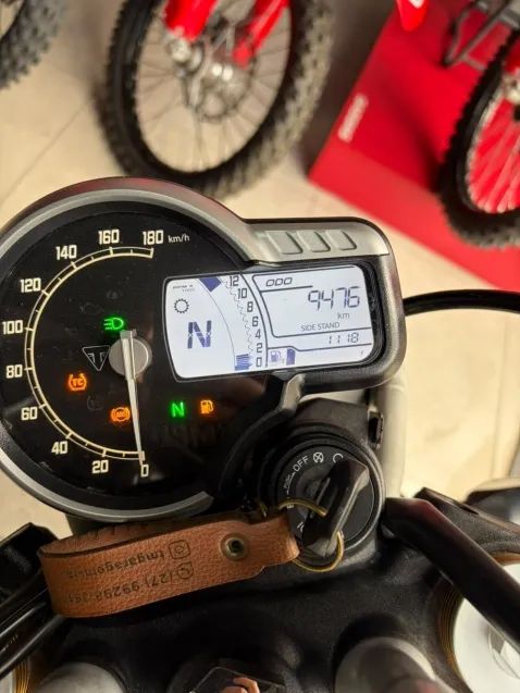 Triumph Scrambler 400 - Foto 4