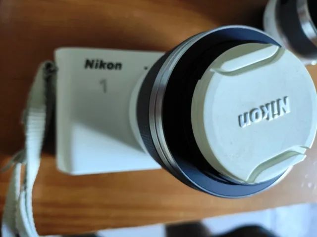 Camera Nikon J1