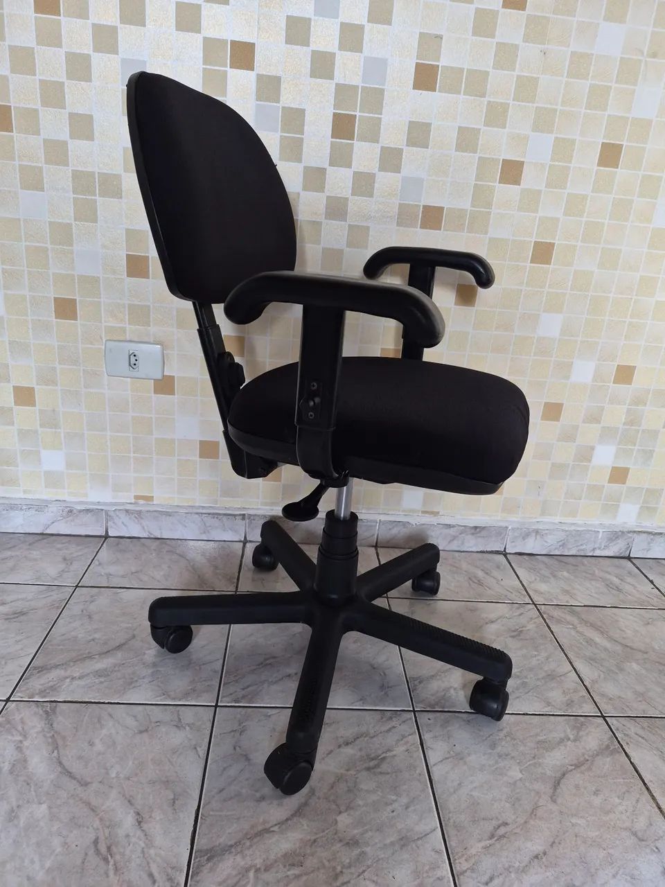 Cadeira de escritorio Back system 