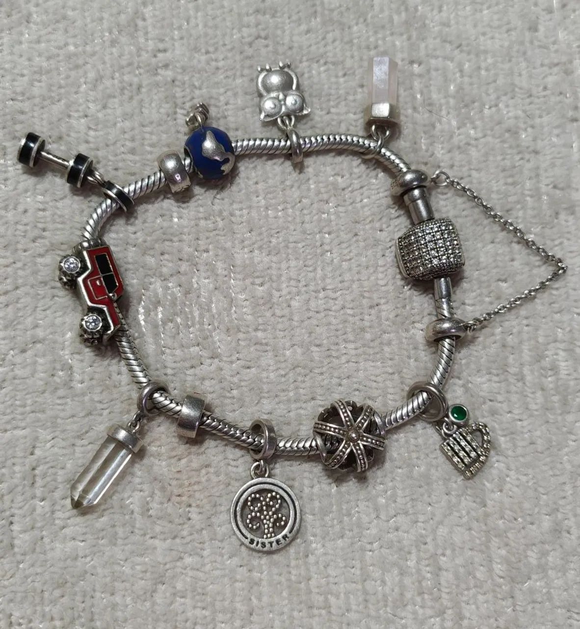 Pulseira Vivara Original com corrente de segurança e Berloques 