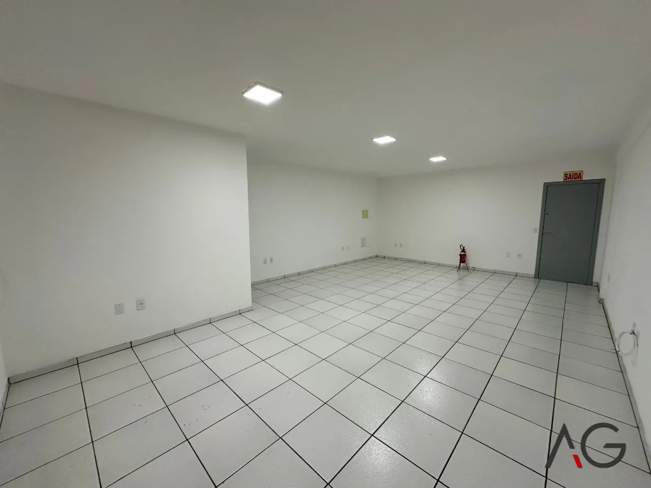 Sala comercial para aluguel com 41 m² em Roçado - São José - SC - Foto 4