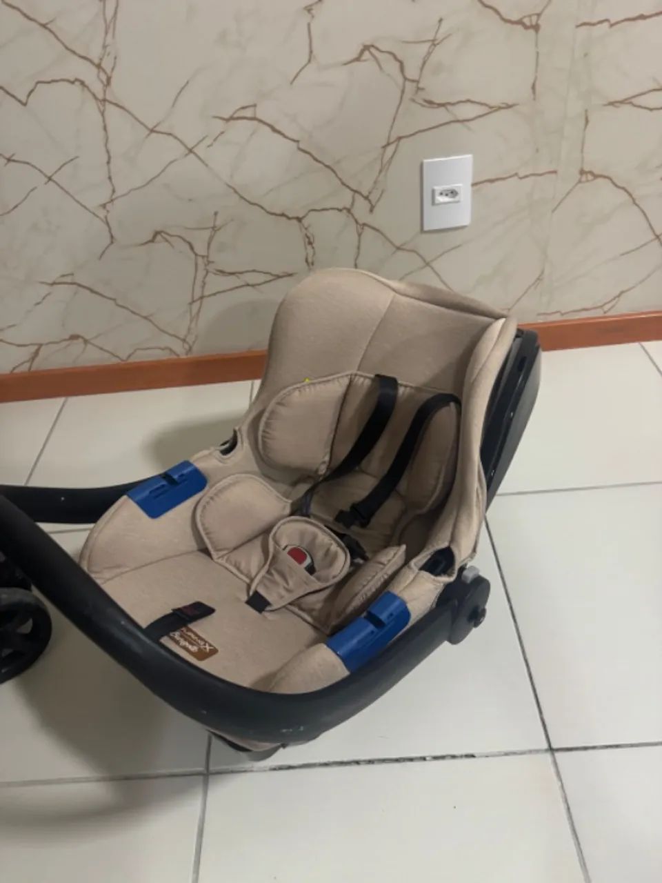Carrinho de bebê com conforto  - Foto 3