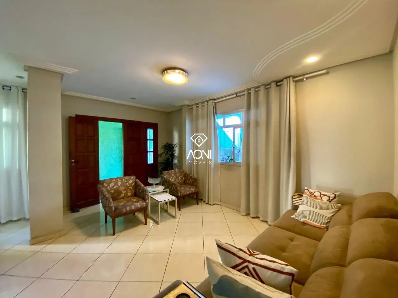 Casa com 7 Quartos para alugar, 420m² - Centro de Vila Velha REF: 557 - Foto 4