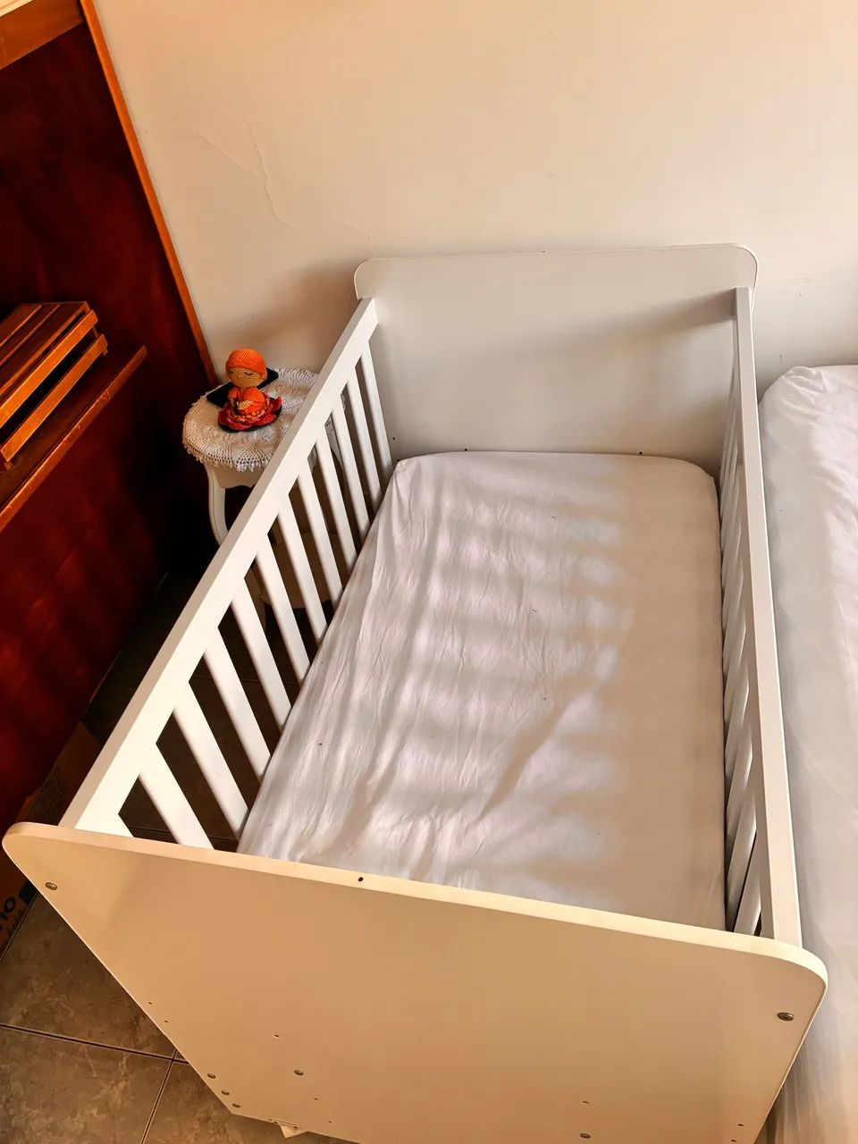 Vendo berço e colchão de bebê  - Foto 4