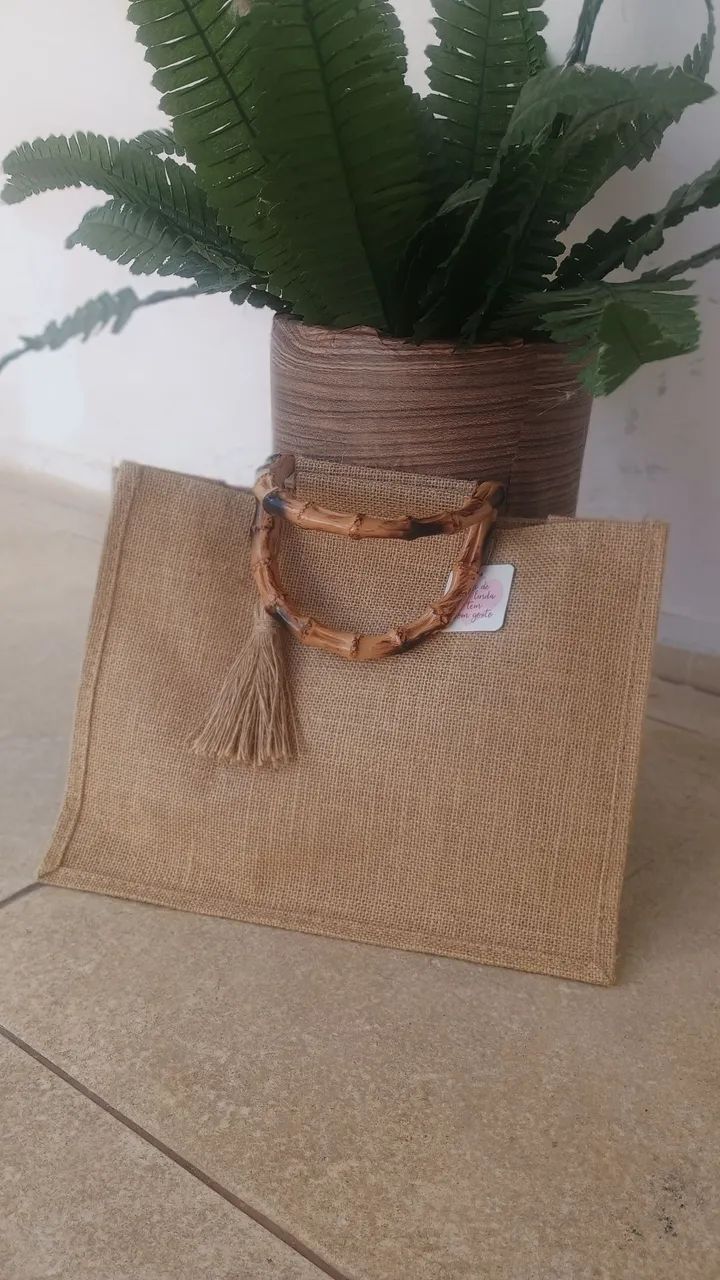 Bolsas de palhinha novas