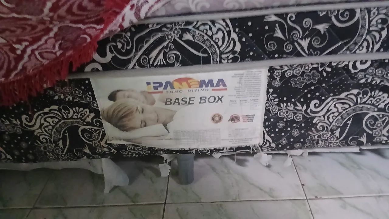 Cama box