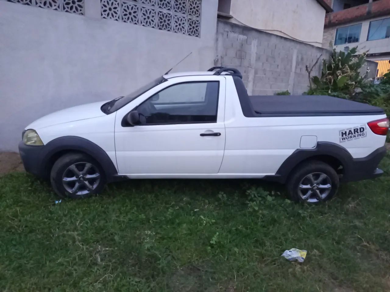 Vendo capota marítima Strada gabine simples  - Foto 2