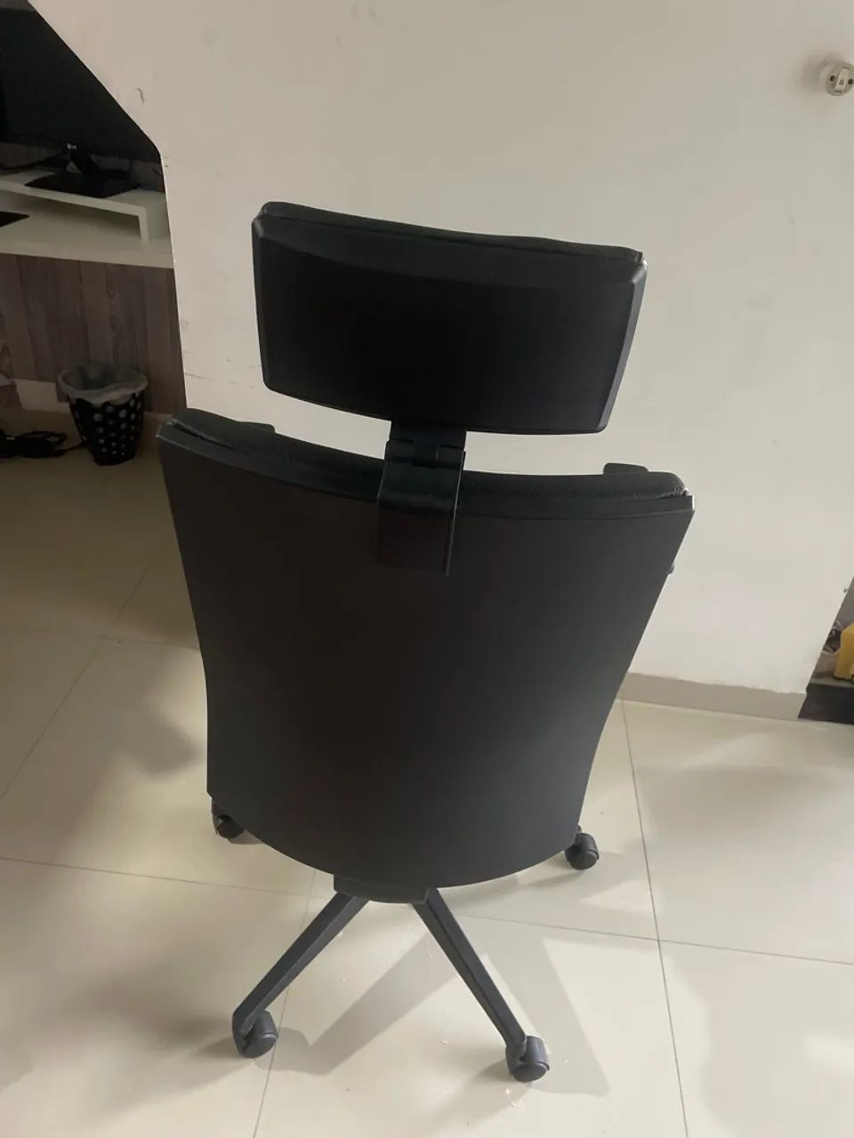 Cadeira Flexform Tecton All Black Unique - Foto 2
