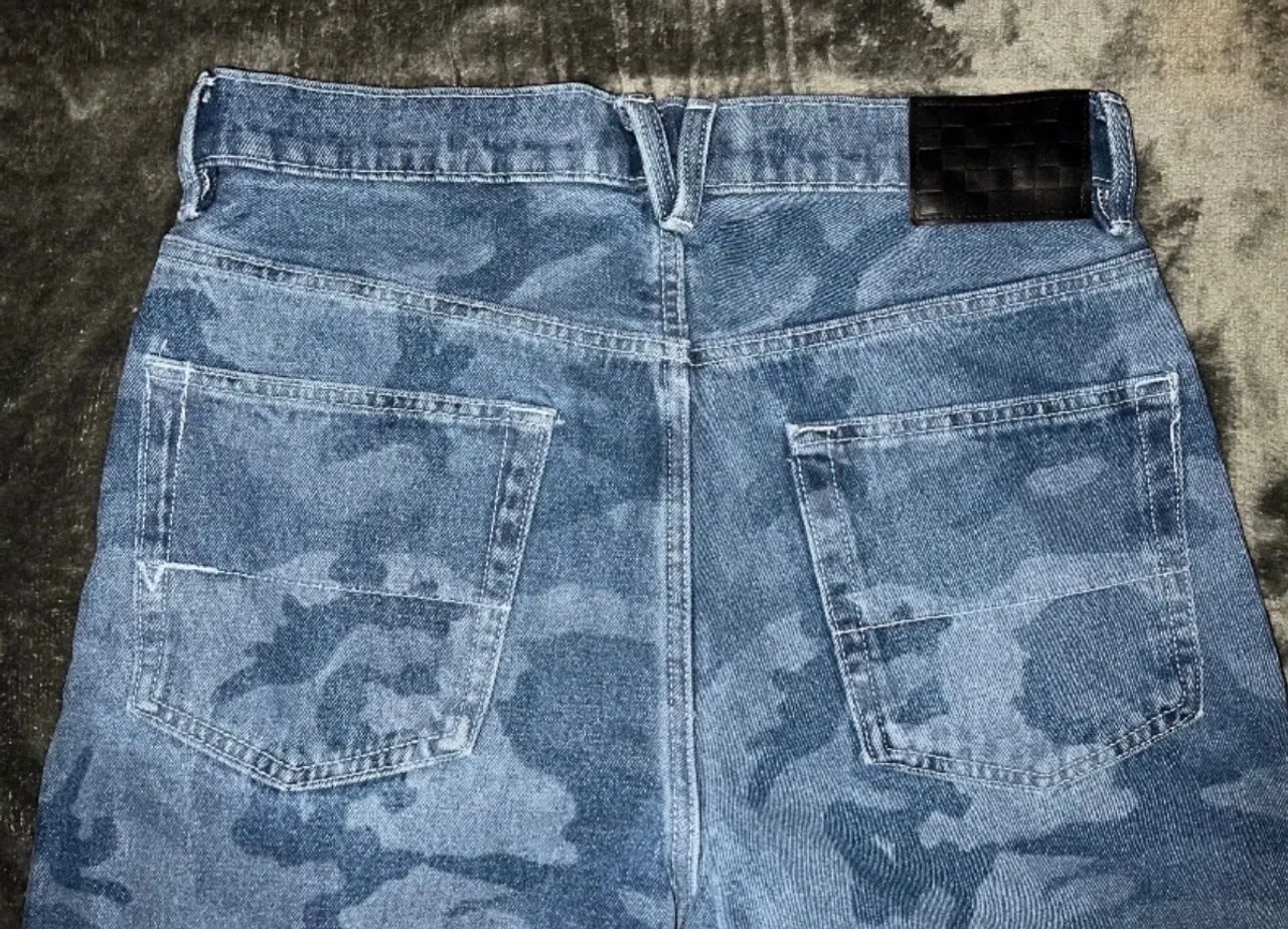 CALÇA VANS CHECK 5 LOOSE CAMO PRINTED DENIM PANT - Foto 3