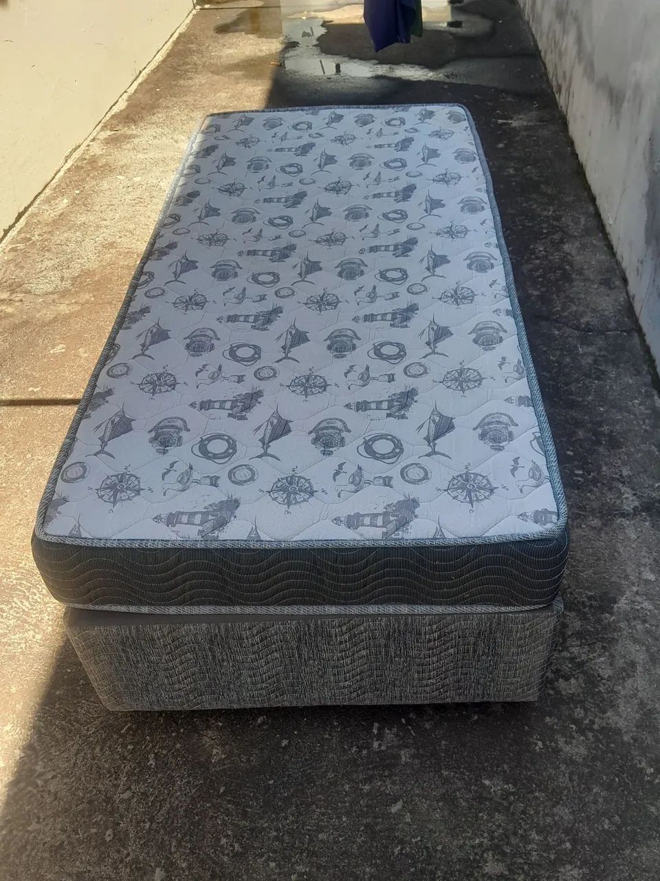 VENDA CAMA DE SOLTEIRO 