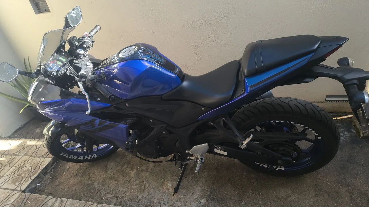 Yamaha R3 2019 - Foto 4