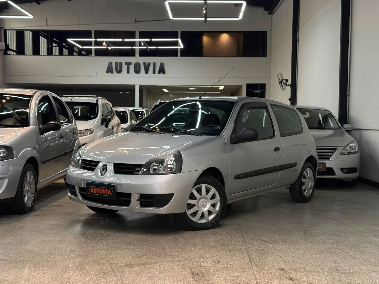 Renault Clio Clio Campus Hi-Flex 1.0 16V 3p 2012