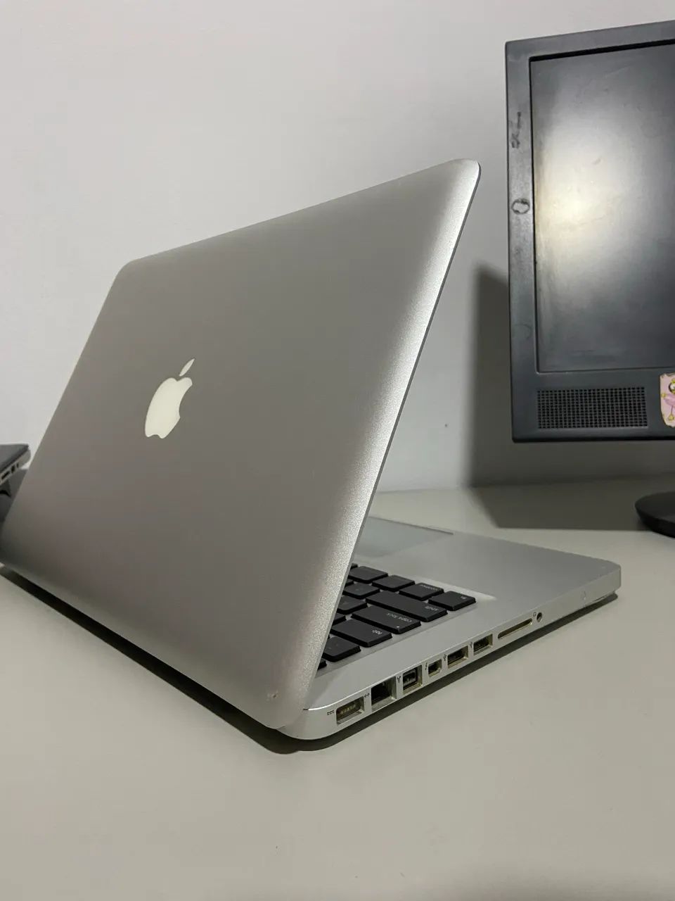 MacBook Pro 2011 leia a descrição - Foto 3