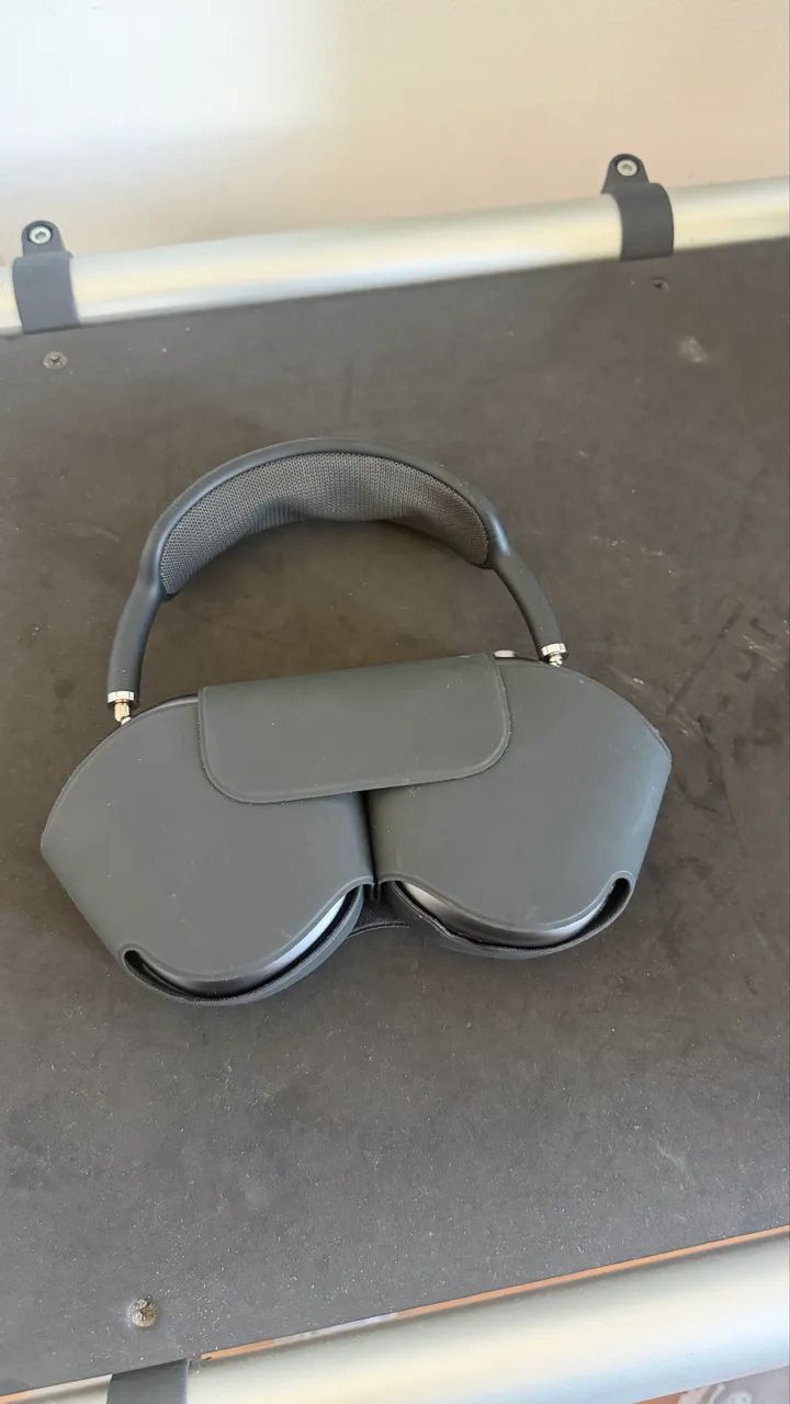 AirPods Max