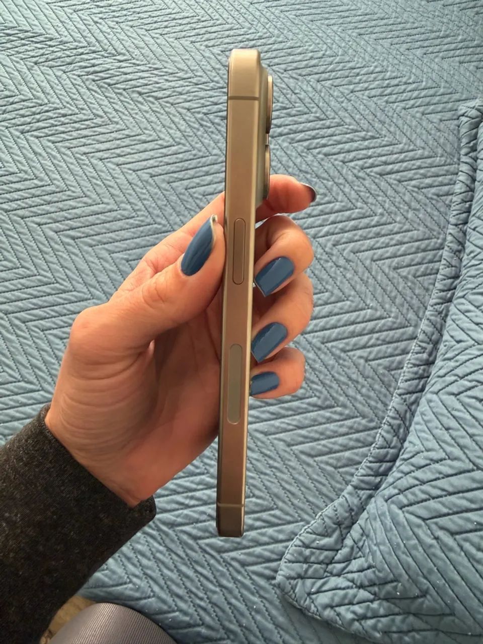 iPhone 15 PRO 128GB - Foto 2