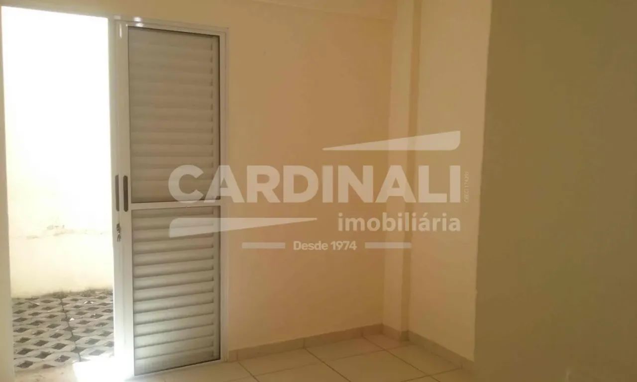 Apartamento com 1 dormitório e garagem para um veiculo coberta - Foto 5