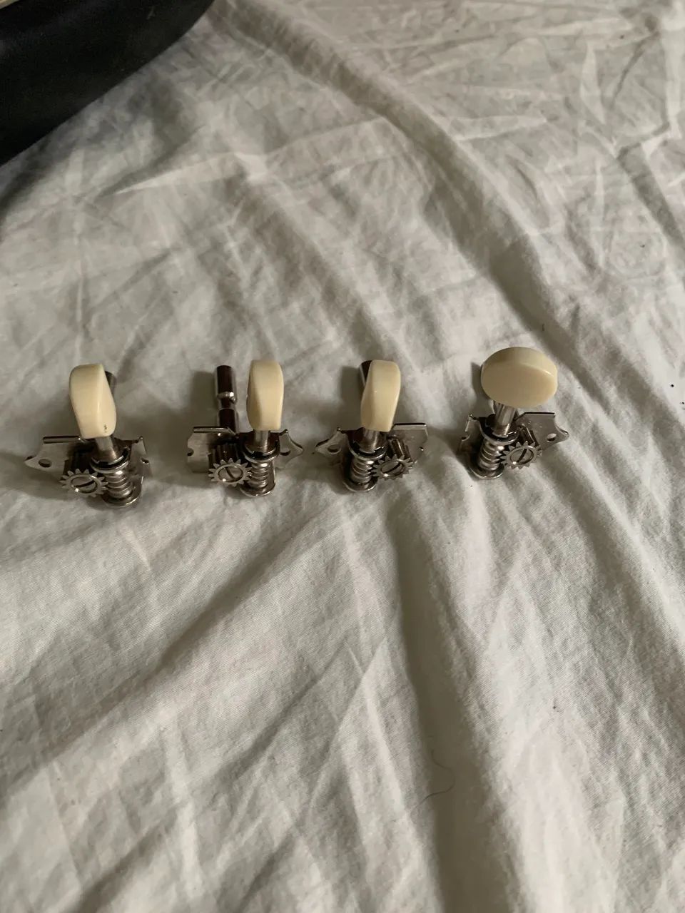 4 tarrachas pino fino  - Foto 3