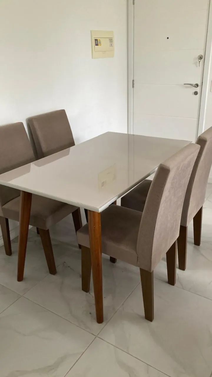 Mesa de jantar com 4 cadeiras - Foto 4