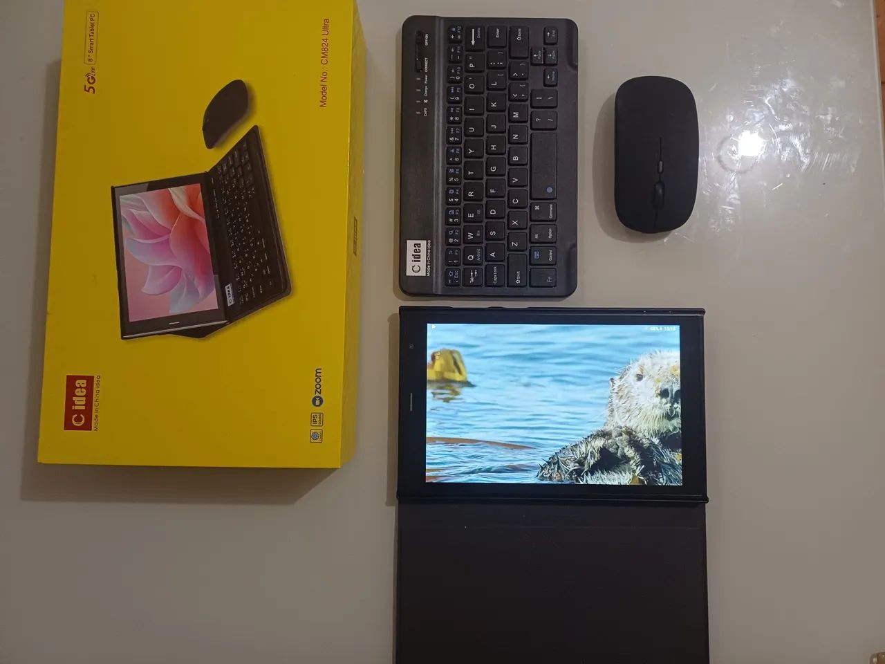 Tablet CIdea CM824 ultra 8"