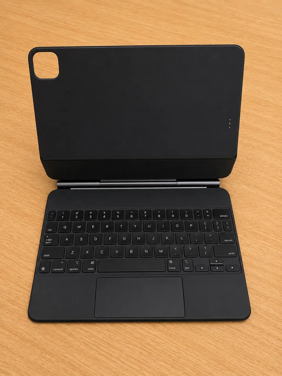 Apple Magic Keyboard Preto - iPad 4/5 - Periféricos e Acessórios
