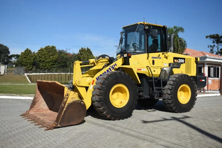 Pá Carregadeira John Deere 524K-II - Tratores e máquinas agrícolas
