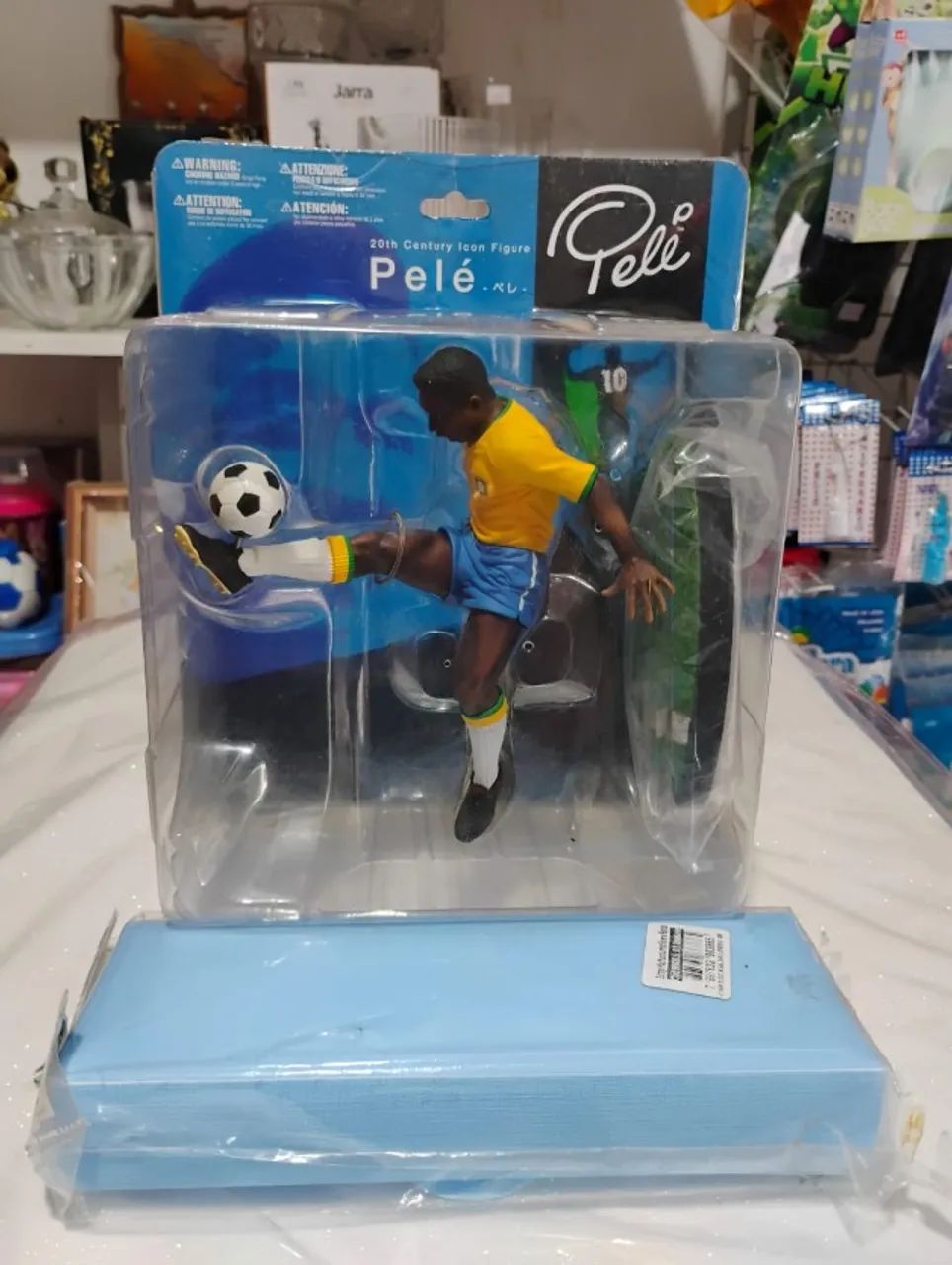 VENDE-SE BONECO DO PELÉ - Foto 3