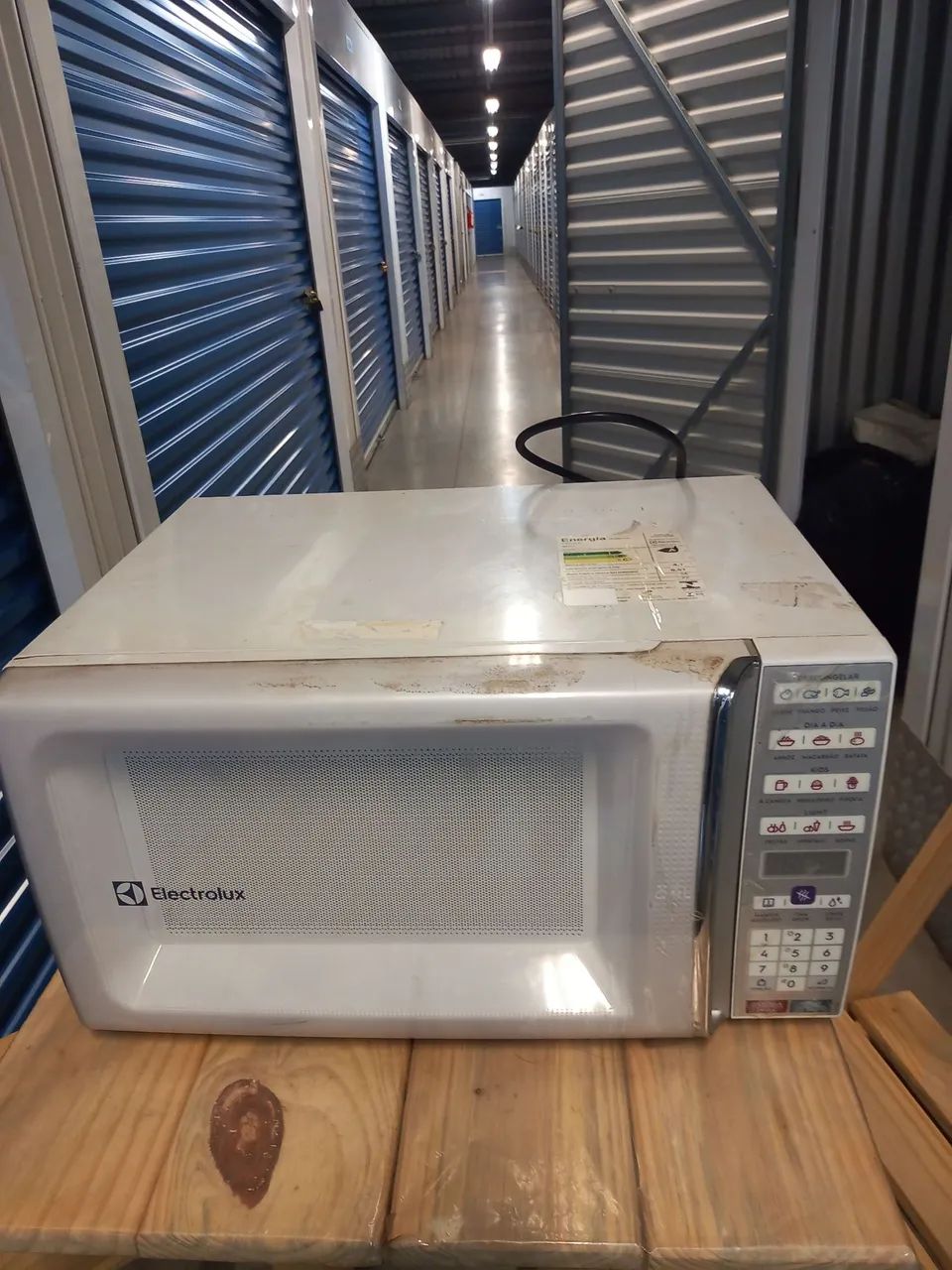 MICRO-ONDAS  ELETROLUX 