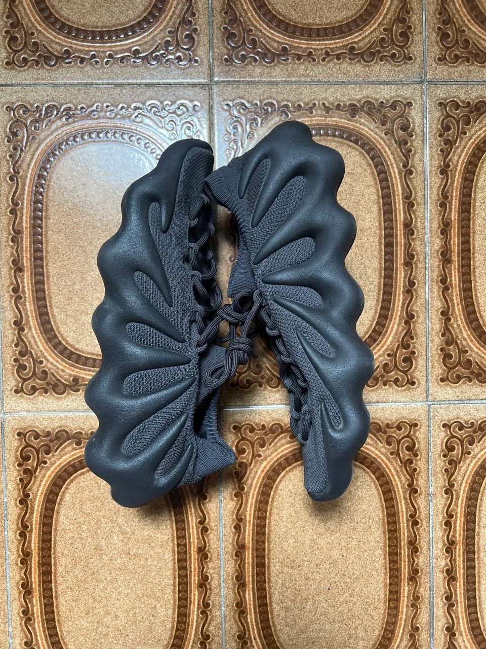 Tênis Yeezy 450 Preto Original com Caixa - BR44 - Foto 4