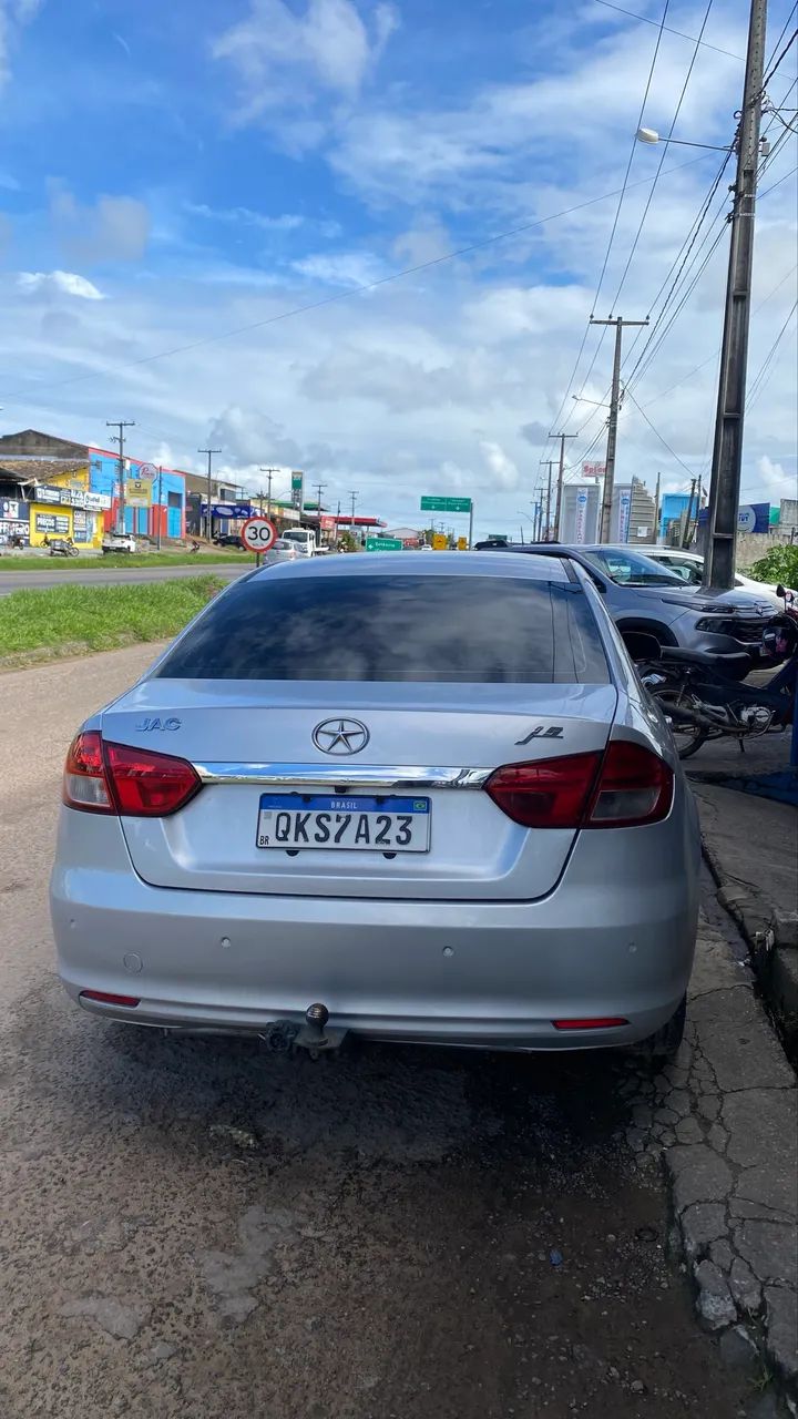 JAC J5 Sedan 1.5 16V 4P Mec. 2016 - Foto 3