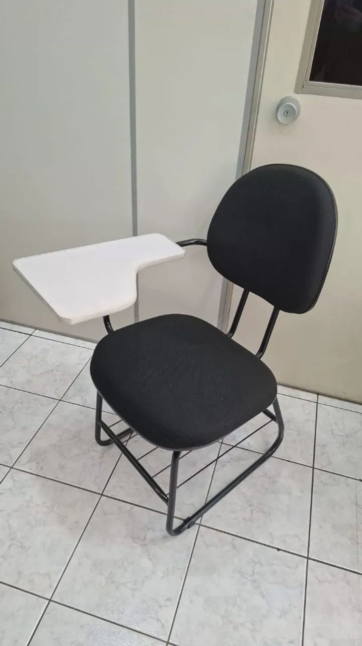 Cadeiras de estudante estofadas 