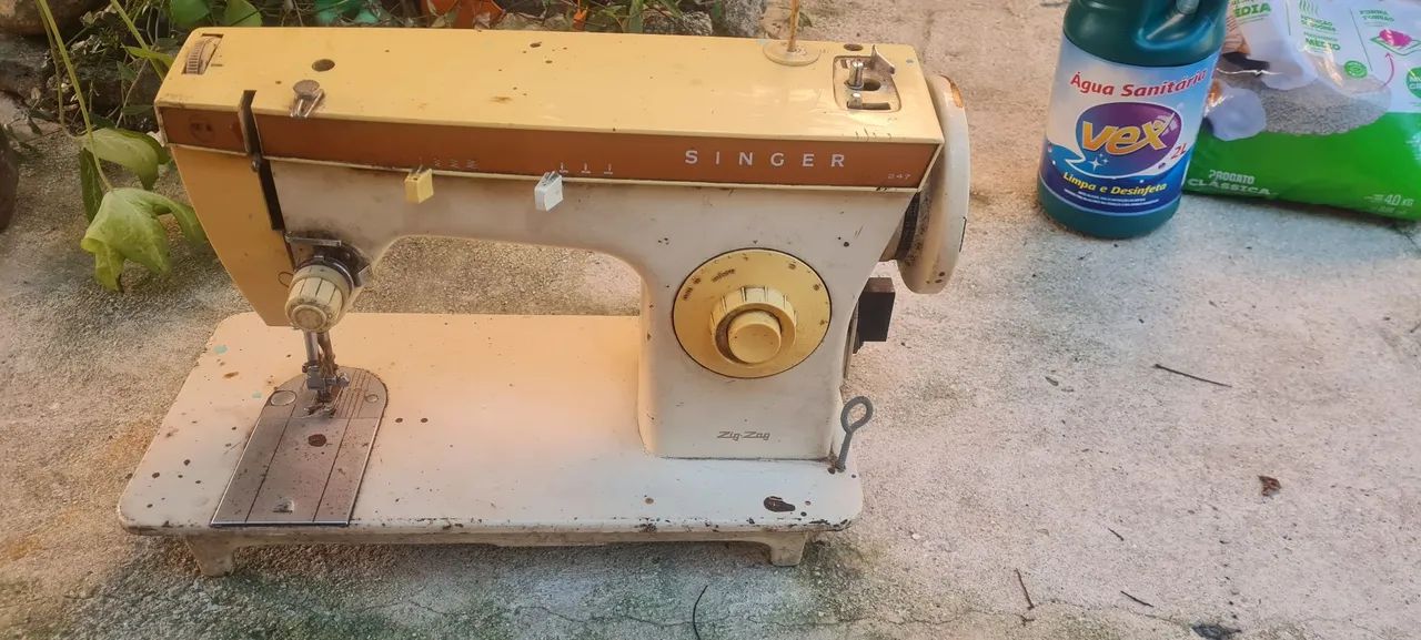 Maquina de costura singer eletrica  - Foto 2