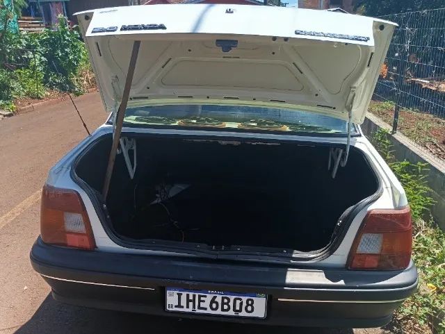 Chevrolet Monza 1991