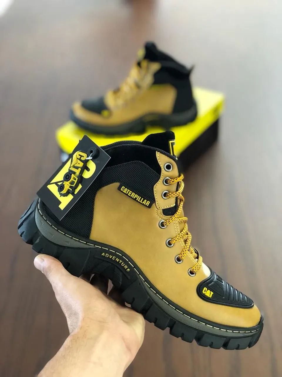 Botas Caterpillar costuradas e colada  - Foto 5