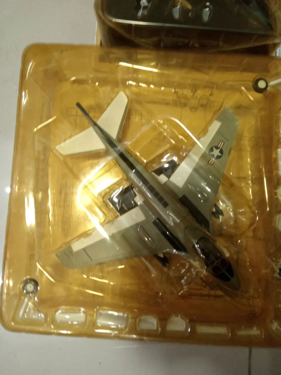Coleç ão Aviões de Combate - Foto 2