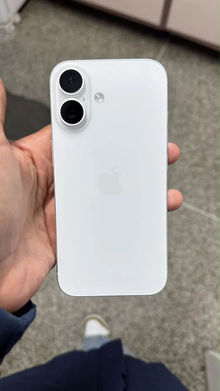 iPhone 16 128GB