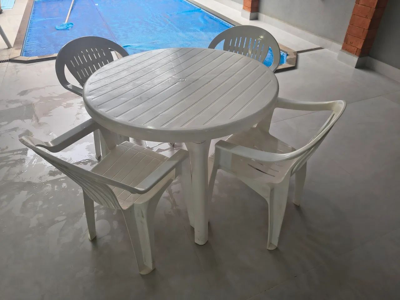 Mesa Plástica com caldeiras  - Foto 3