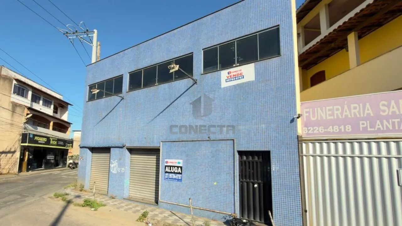 Prédio Comercial com 2 pontos em Cariacica, Bela Aurora - 260m², 2 banheiros.