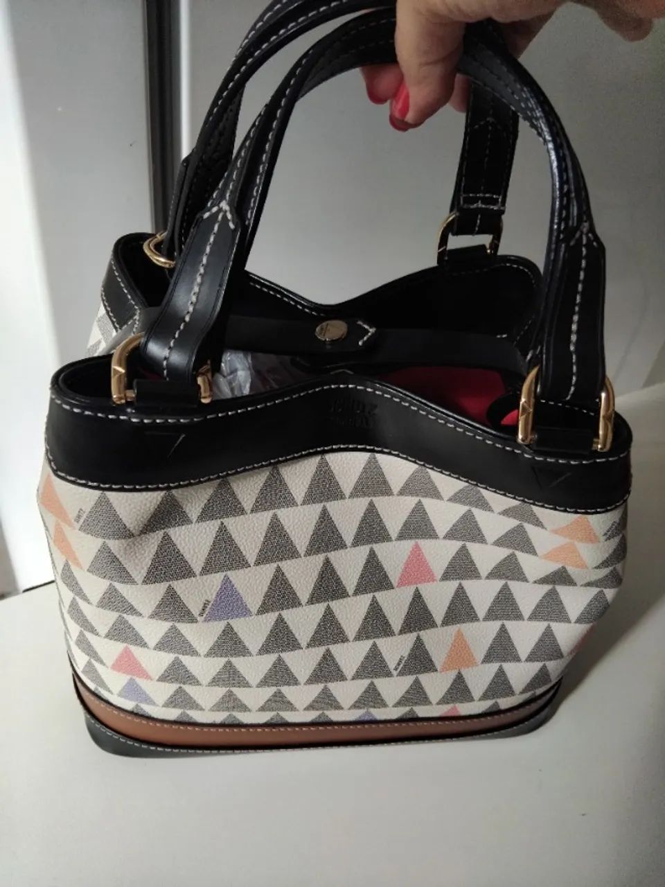 Bolsa schutz colecao Triangle - Foto 4