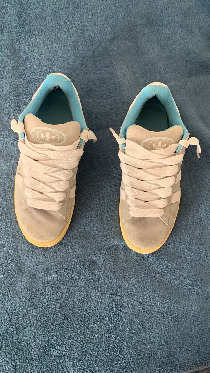 Tênis adidas 00s