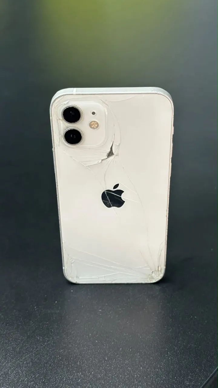iPhone 12 Branco 64GB Trincado somente