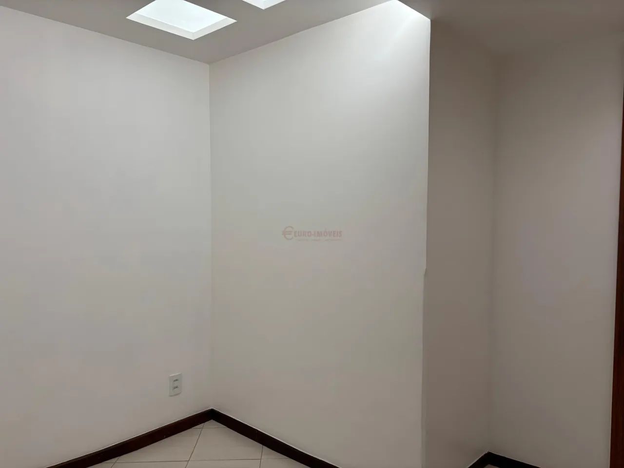 Sala comercial a venda no centro - Foto 2