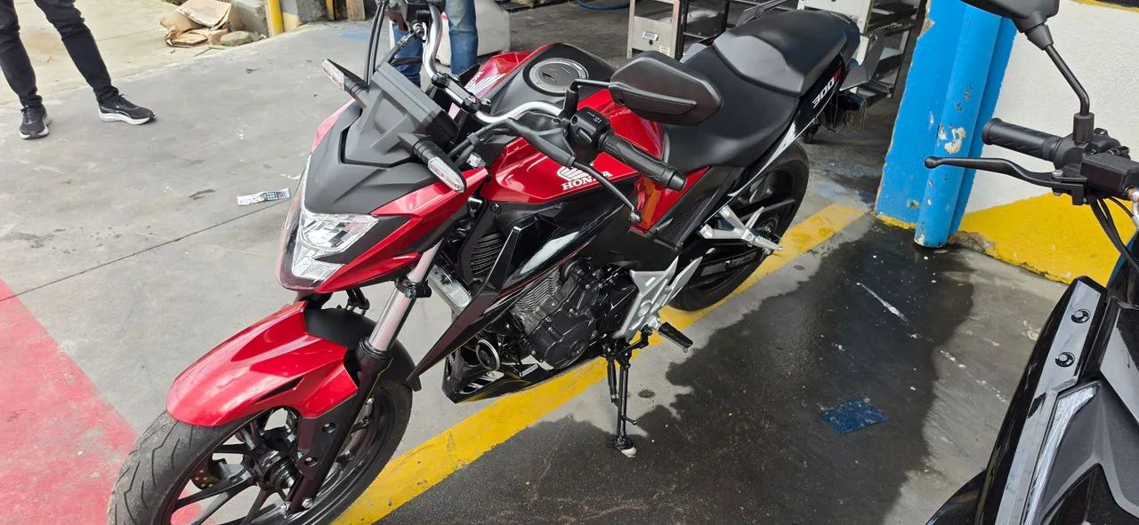 CB 300F  - Foto 2