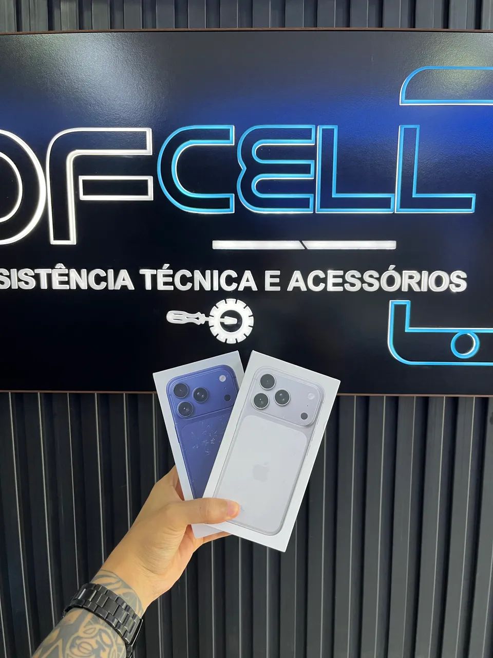 IPHONE 17 PRO 256GB - LACRADO  