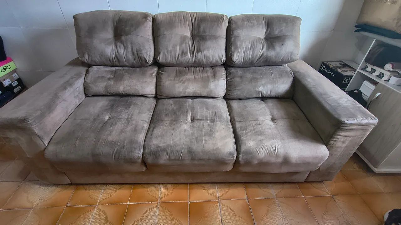 Sofá retrátil grande. 3 lugares  - Foto 4