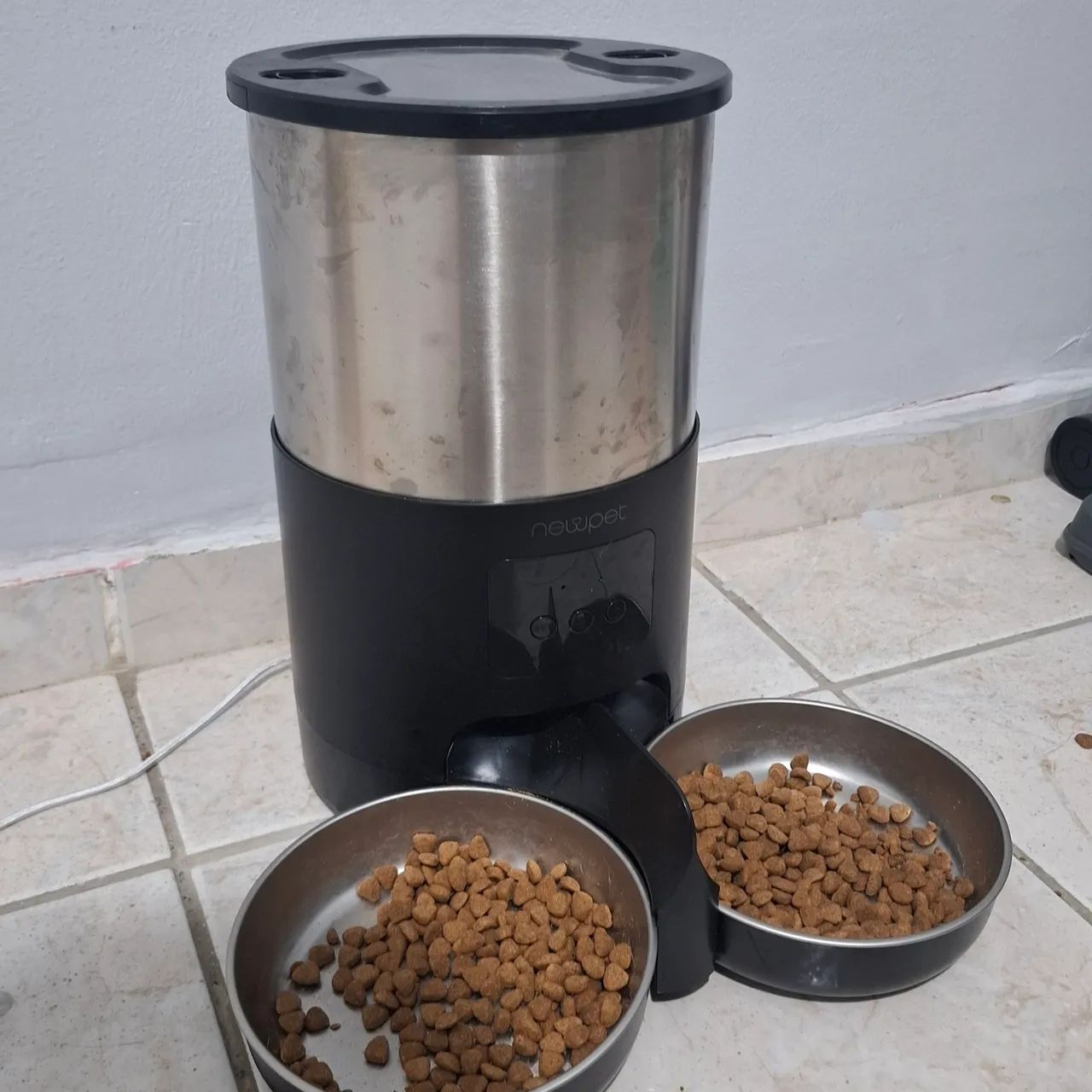 Comedouro Automático NewPet - Seminovo